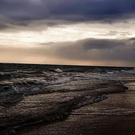 Сasa de vacaciones 8 Person In *