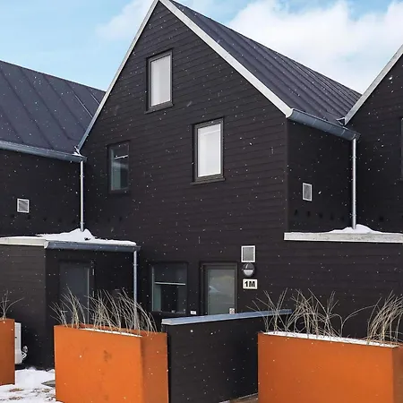 Σπίτι διακοπών 8 Person In *