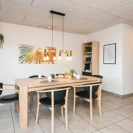 Сasa de vacaciones 8 Person In *