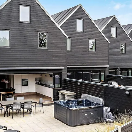 5 Star In Blåvand