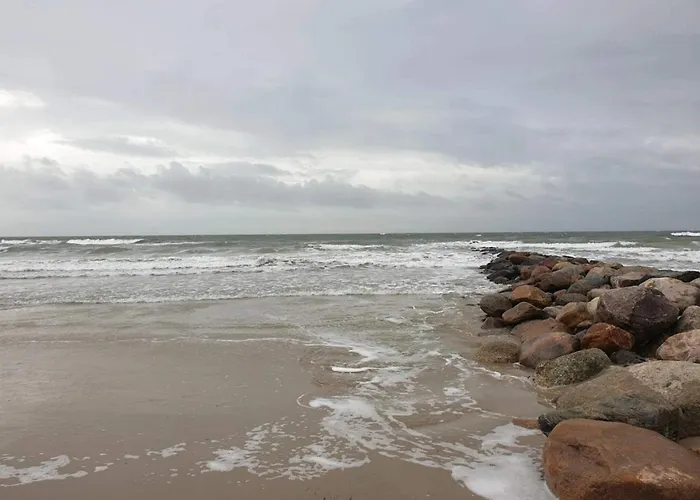 8 Person In Blåvand