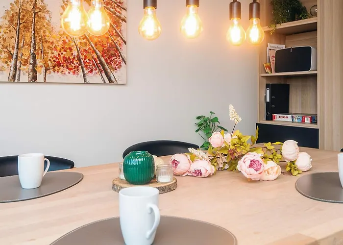 8 Person In Blåvand